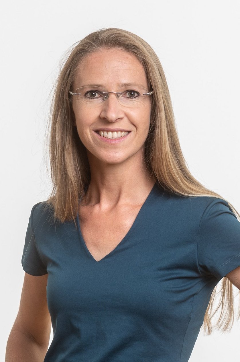 Mitarbeiterin Eleni Kaluziak auf Bild